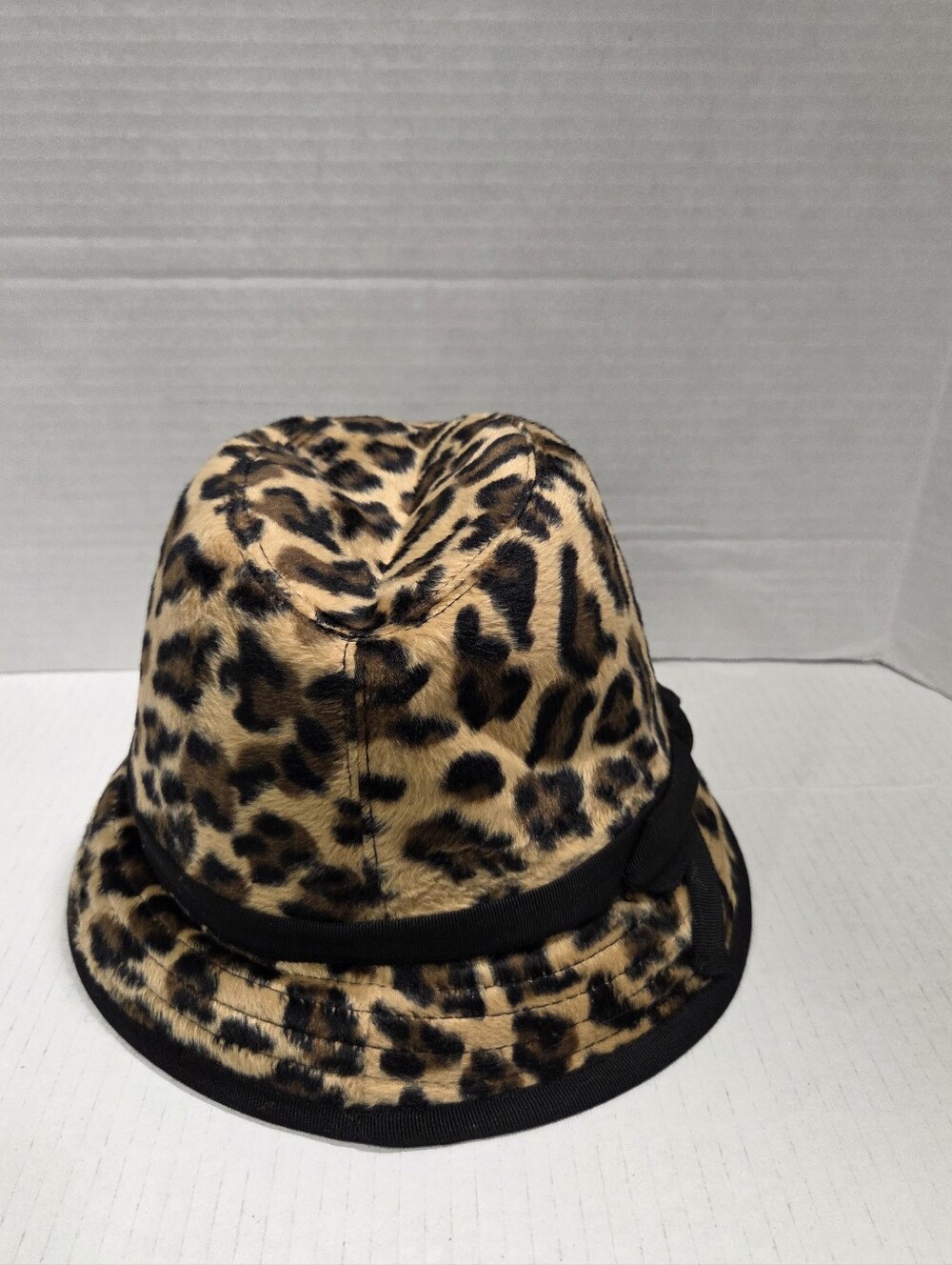 Vintage 90s Y2K Faux Fur Leopard Print Bucket Hat - Picture 5 of 6